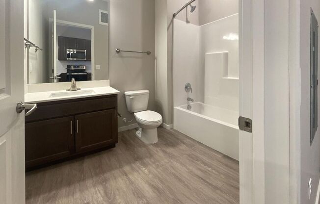 Studio, 1 bath, 458 sqft, $1,375