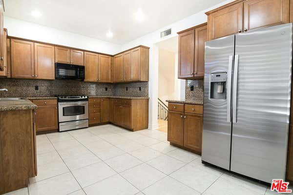 3 beds, 3 baths, 1,632 sqft, $4,999, Unit 103