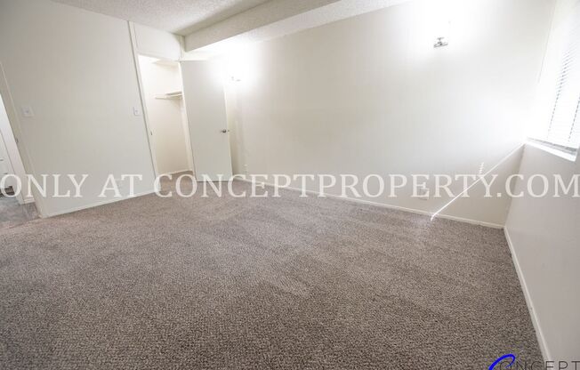 1 bed, 1 bath, 700 sqft, $1,225, Unit 35
