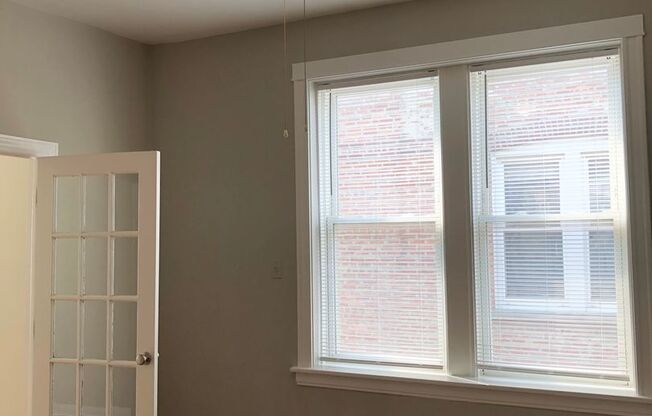 2 beds, 1 bath, 796 sqft, $1,750, Unit 3F
