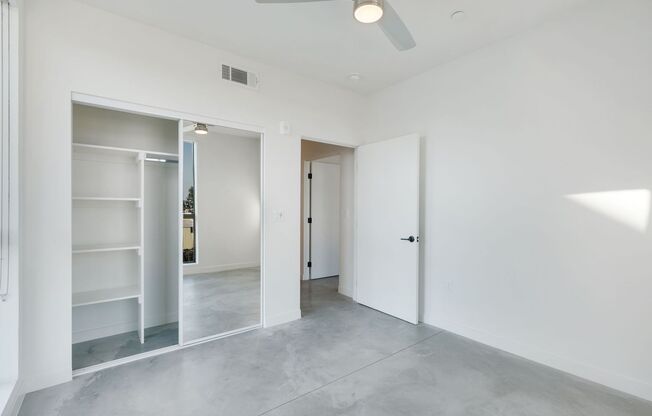 2 beds, 2 baths, 805 sqft, $2,925, Unit 419