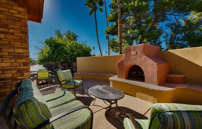 Outdoor Grill and Entertainment Area at Residences at FortyTwo25, Phoenix, AZ