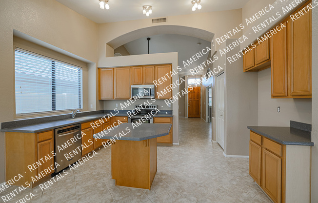 263 E ASHURST DR 