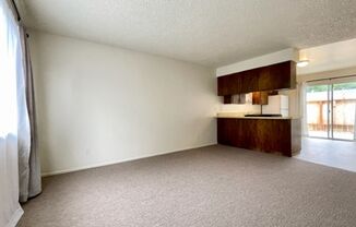 2 beds, 1.5 baths, $2,400, Unit 992 Fair Oaks Ave. Unit B