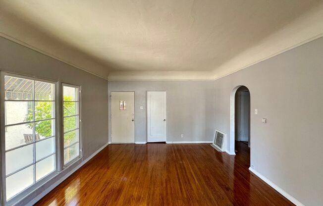 125 Granada Ave