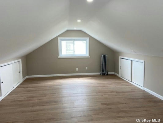 2 beds, 1 bath, $2,700, Unit 2