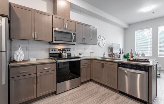 1 bed, 1 bath, 559 sqft, $1,415, Unit 333