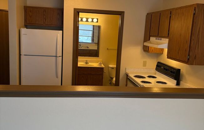 2 beds, 1.5 baths, 950 sqft, $1,224, Unit 3344 - 212