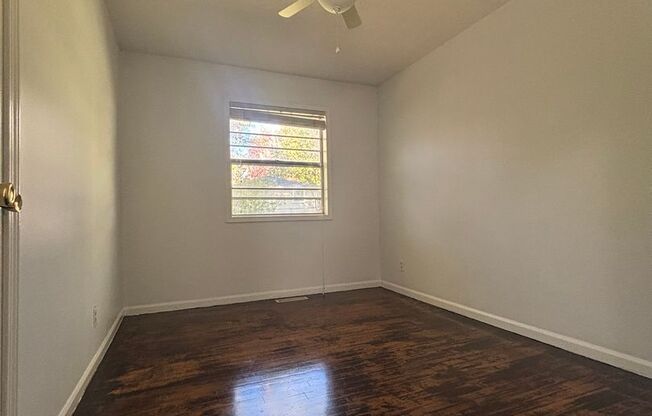 3 beds, 1 bath, $1,495