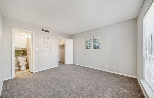 3 beds, 2 baths, 1,300 sqft, $1,239, Unit 83001