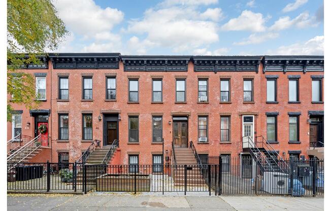 410 CHAUNCEY ST