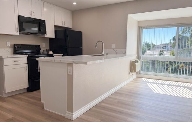 1 bed, 1 bath, 780 sqft, $2,395, Unit 08