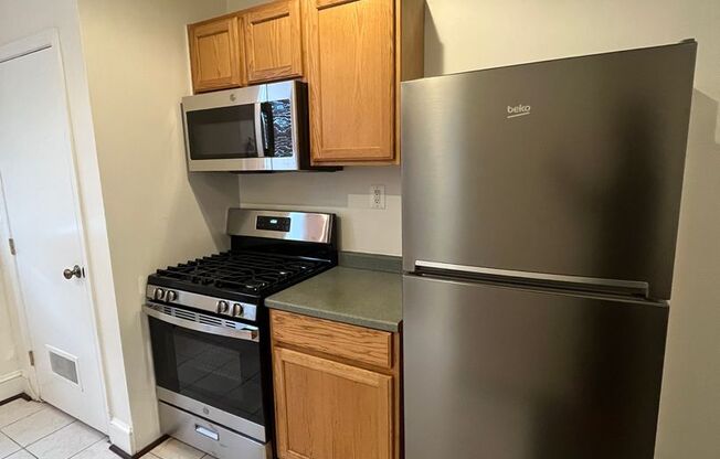 1 bed, 1 bath, $2,150