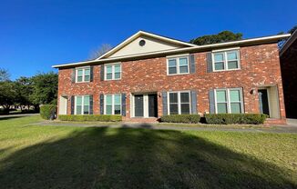 Available 10/15. Water included! Great 2BR/1.5 BA Townhouse in Central James Island!