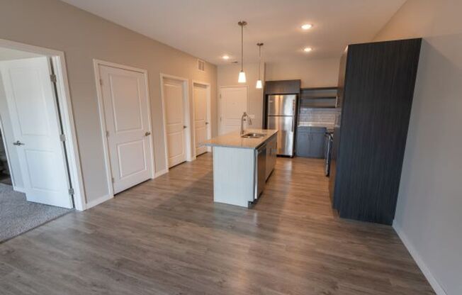 1 bed, 1 bath, 775 sqft, $1,200, Unit 120