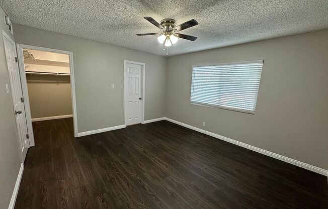 2 beds, 2 baths, 1,036 sqft, $2,300, Unit 4205 G