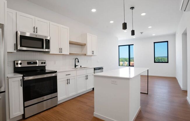 1 bed, 1 bath, 629 sqft, $1,675, Unit 512