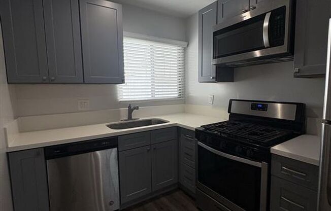 2 beds, 1 bath, 675 sqft, $3,500, Unit 19
