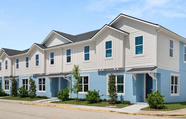 Beautiful Daytona Townhome