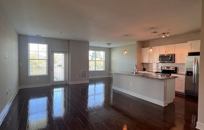 2 beds, 2 baths, 1,263 sqft, $3,282, Unit 0122