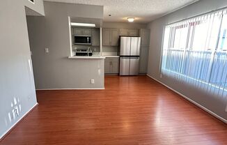 2 beds, 2 baths, 780 sqft, $2,375, Unit 317