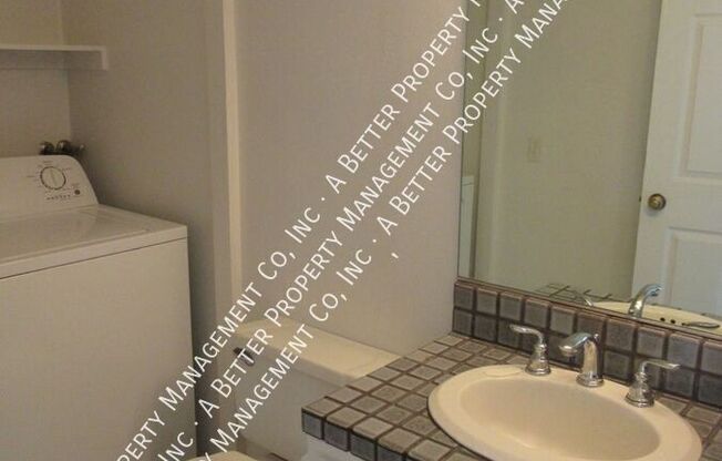 1077 Park Ave #4