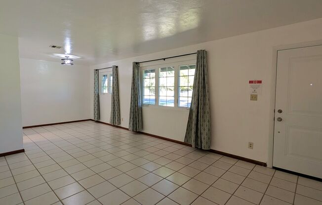 3 Bedroom Home Plus Bonus Room in the Hudson Manor Community Near S McClintok Dr and E Apache Blvd!