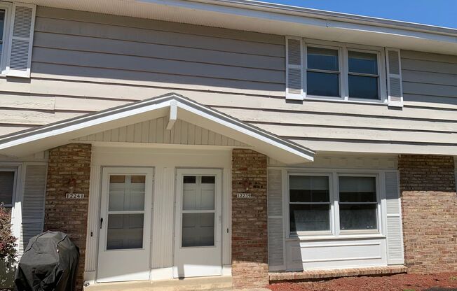 Dearbourn Apartments