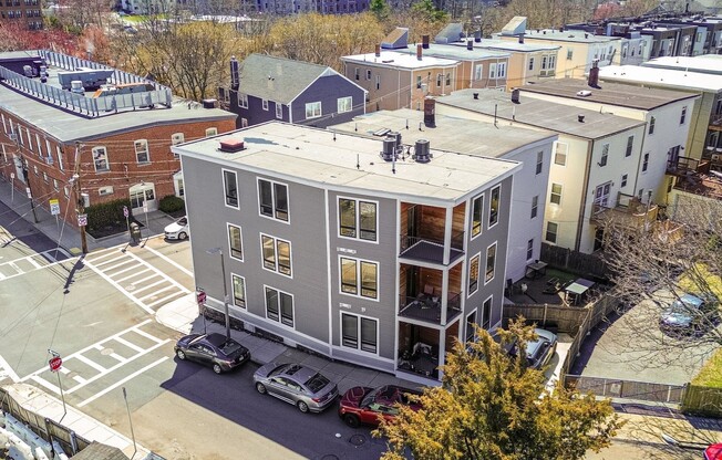 17 CHESTNUT AVE