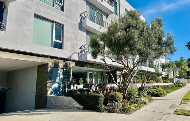 7857 W. Manchester Ave. #205