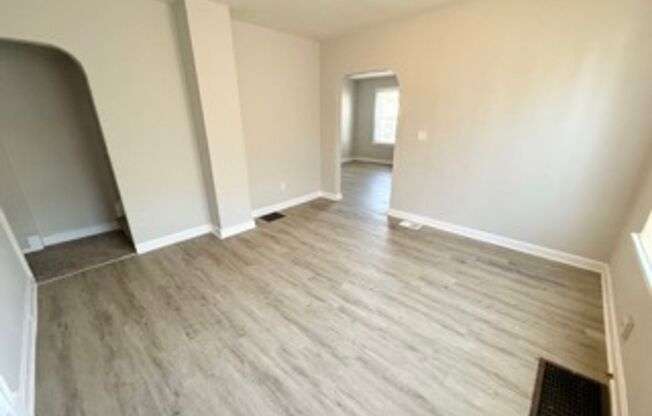 3 beds, 1 bath, $1,200