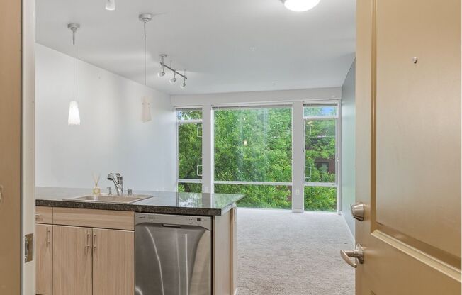 1 bed, 1 bath, 606 sqft, $2,699, Unit 609