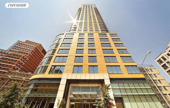 2 beds, 1 bath, 901 sqft, $4,800, Unit 7D