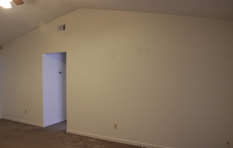 2 beds, 2 baths, $1,325