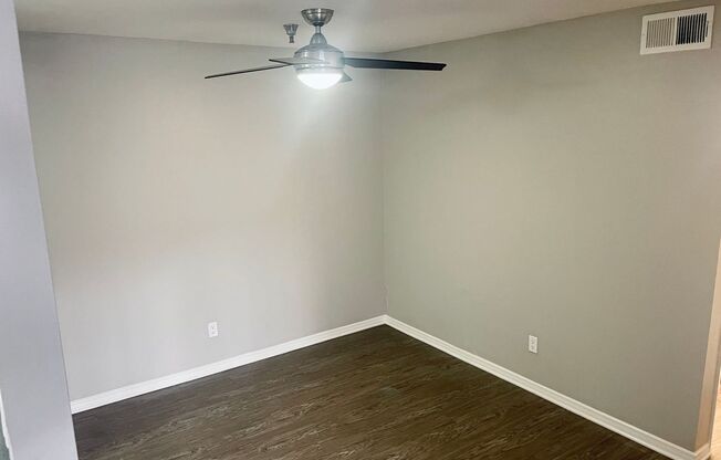 1 bed, 1 bath, 650 sqft, $2,450