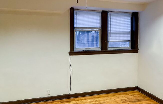 1 bed, 1 bath, 1,094 sqft, $1,595, Unit 5038-G