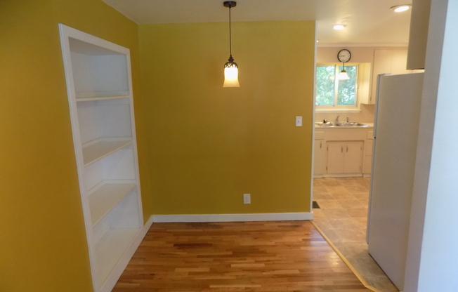 Charming little home in the woods for rent, 2 bedroom just 15-20 minutes to downtown.  Available June 10th!