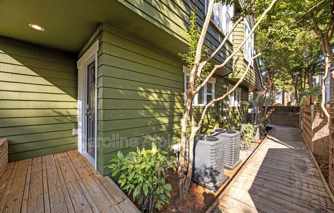 425 West 8th Street  Unit 89