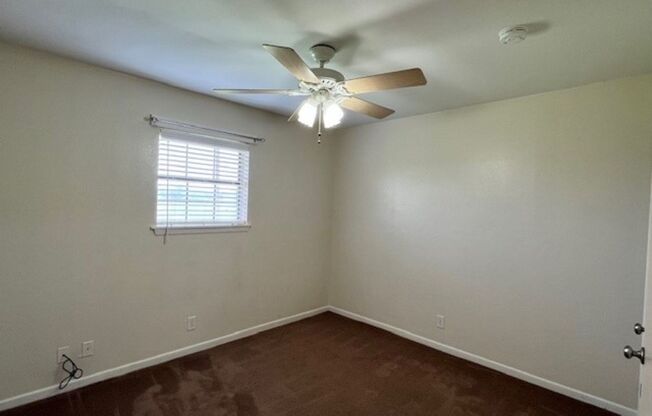 2 beds, 1 bath, 931 sqft, $950