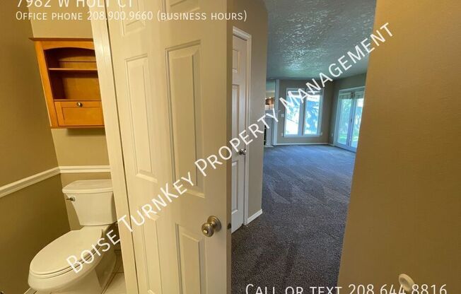 7982 W HOLT CT