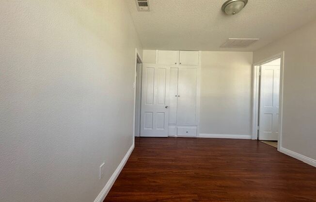 3 beds, 1 bath, 1,100 sqft, $3,395