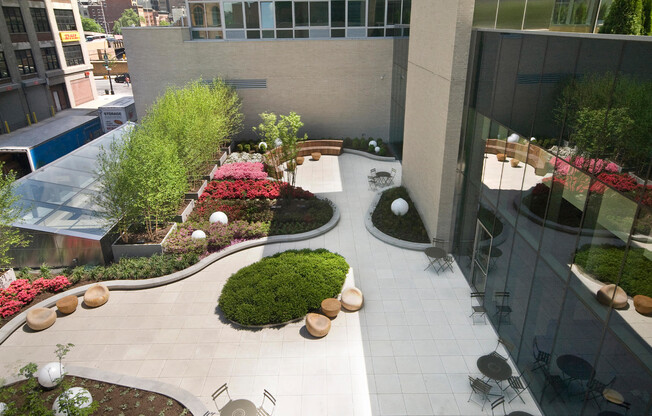 505 W 37th St. Hudson Yards Apartments for rent with open entertaining outdoor garden space. 