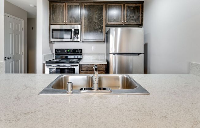 2 beds, 2 baths, 893 sqft, $2,395, Unit 148
