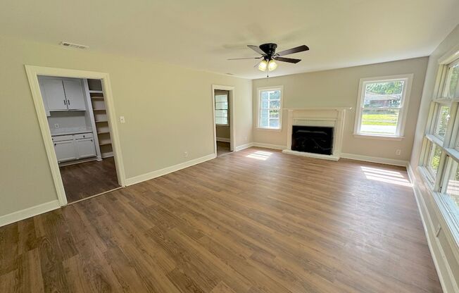 3 BED | 2 BATH | BONA BELLA