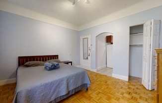 Studio, 1 bath, 350 sqft, $3,570, Unit 13FR