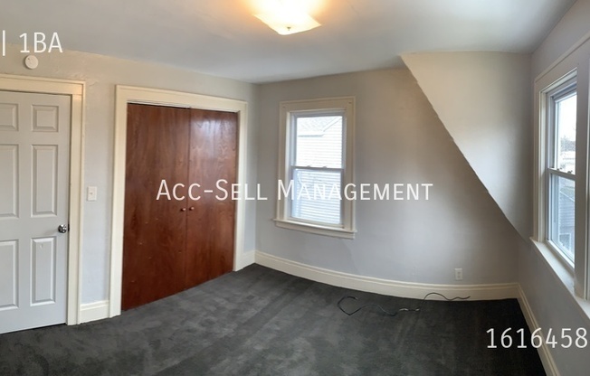 17 CORINNE SW
