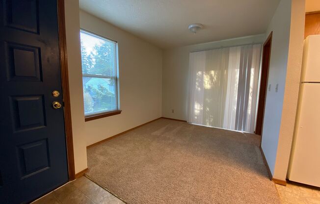 Large 2 bedroom townhome with LOTS of natural light!