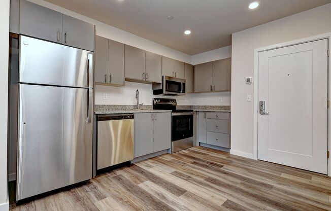 Studio, 1 bath, 630 sqft, $1,900, Unit Apt 1210