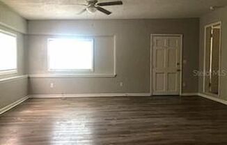 1 bed, 1 bath, $1,200