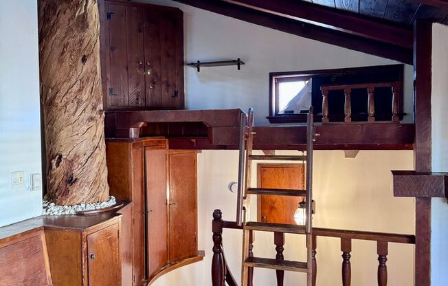 Charming cottage studio in Studio City